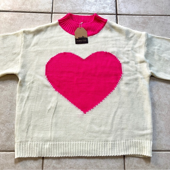 NWT Main Strip ‘Heart’ Sweater M/L - Picture 6 of 14